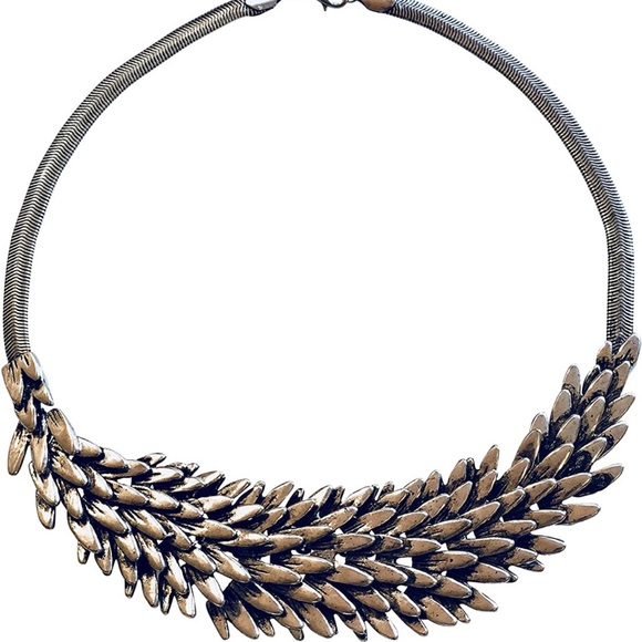 NEW - GOT Mother of Dragons/Khaleesi/Daenerys Costume & Accessories Set - Picture 6 of 10